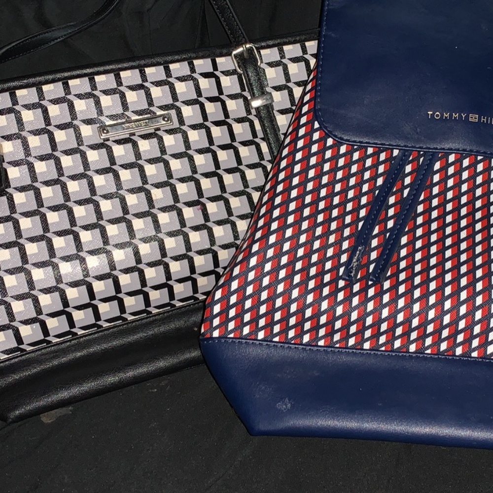 Bundle - Picture 1 of 1